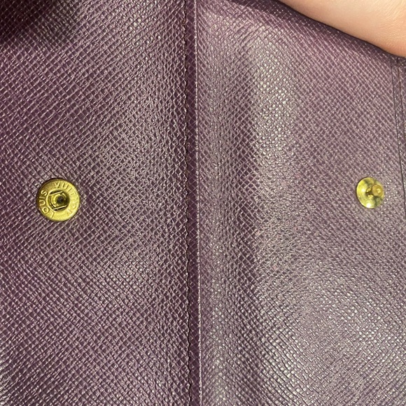 SOLD ✨Auth✨ Louis Vuitton Epi Crossbody - Picture 6 of 15